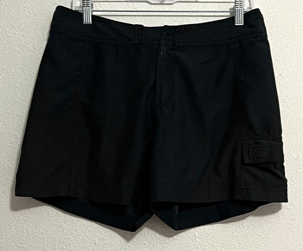 Against The Elements Women's Cargo Shorts Size 10 Black Solid Zip Cargo Pockets